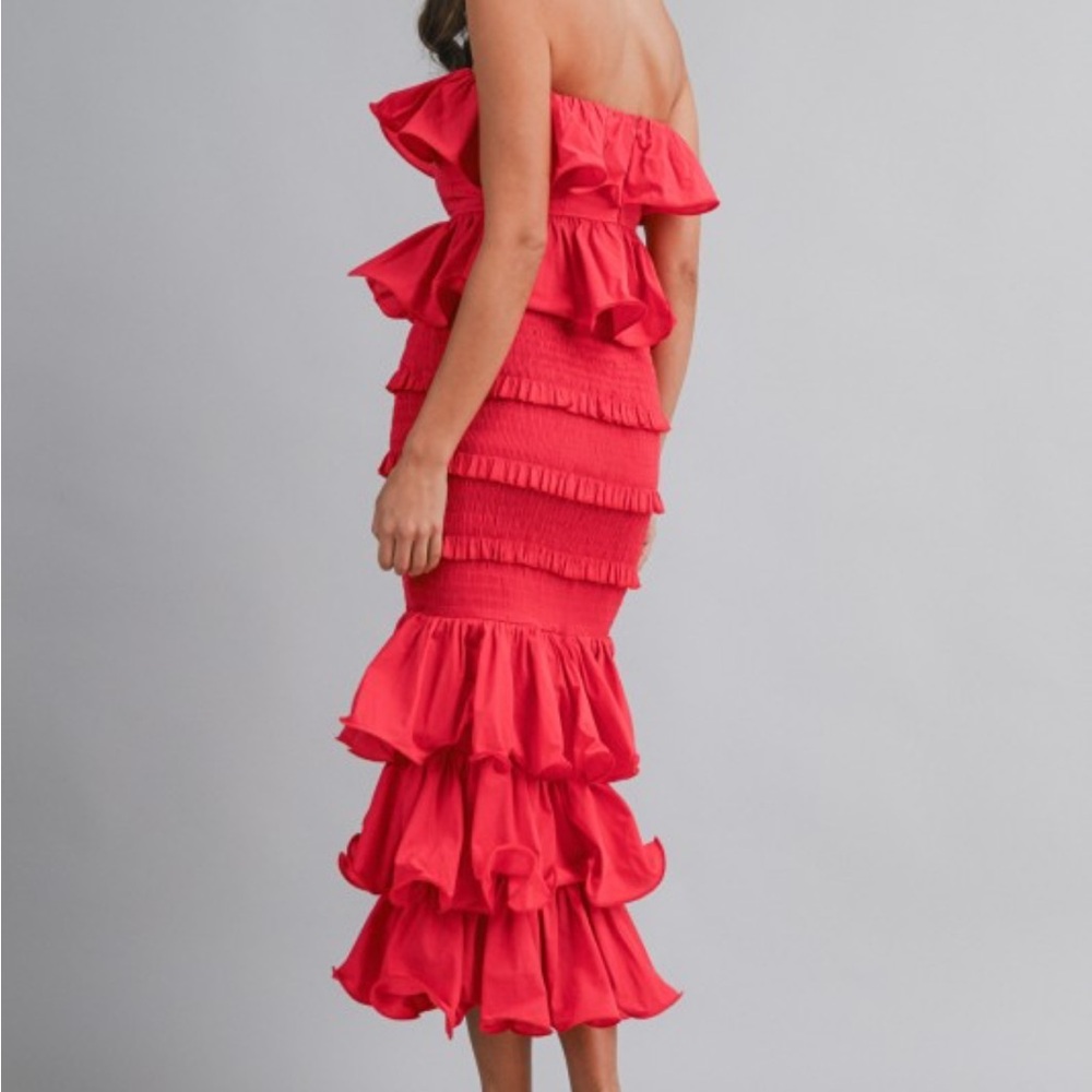 Red Ruffle Strapless Skirt Set - Picture 8 of 11